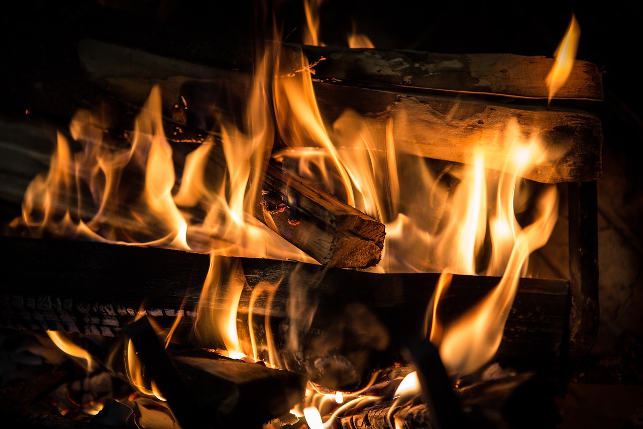 fire, flame, heat-3792951.jpg
